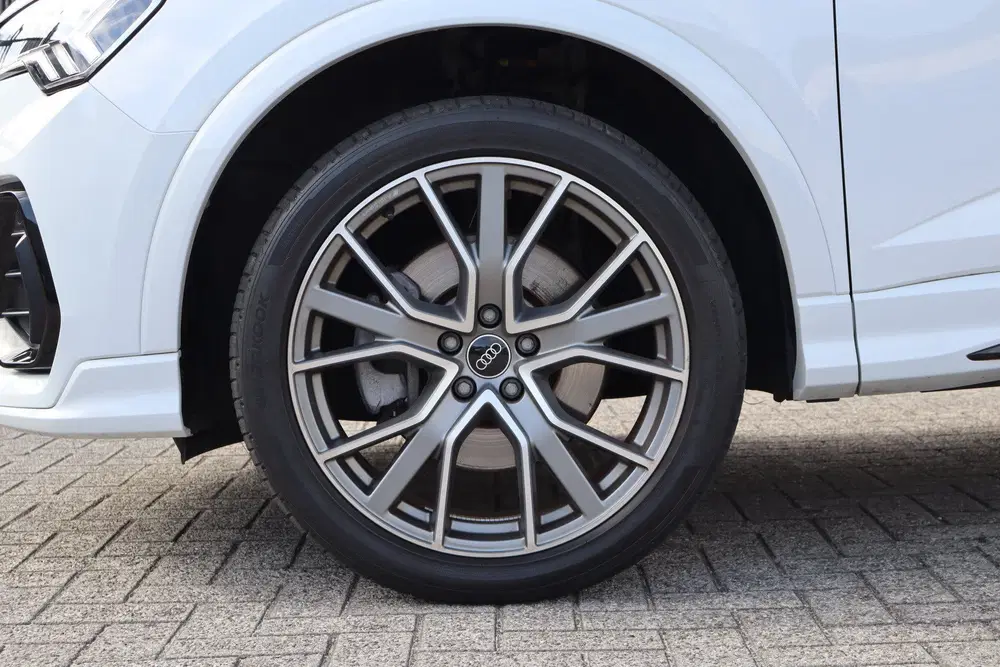 Audi Q3 45 TFSI e 3x S-Line uit 2023, foto 4