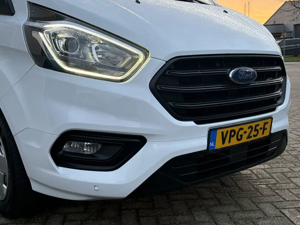 Ford Transit Custom 300 2.0 130Pk TDCI L2H1 Trend uit 2020, foto 3
