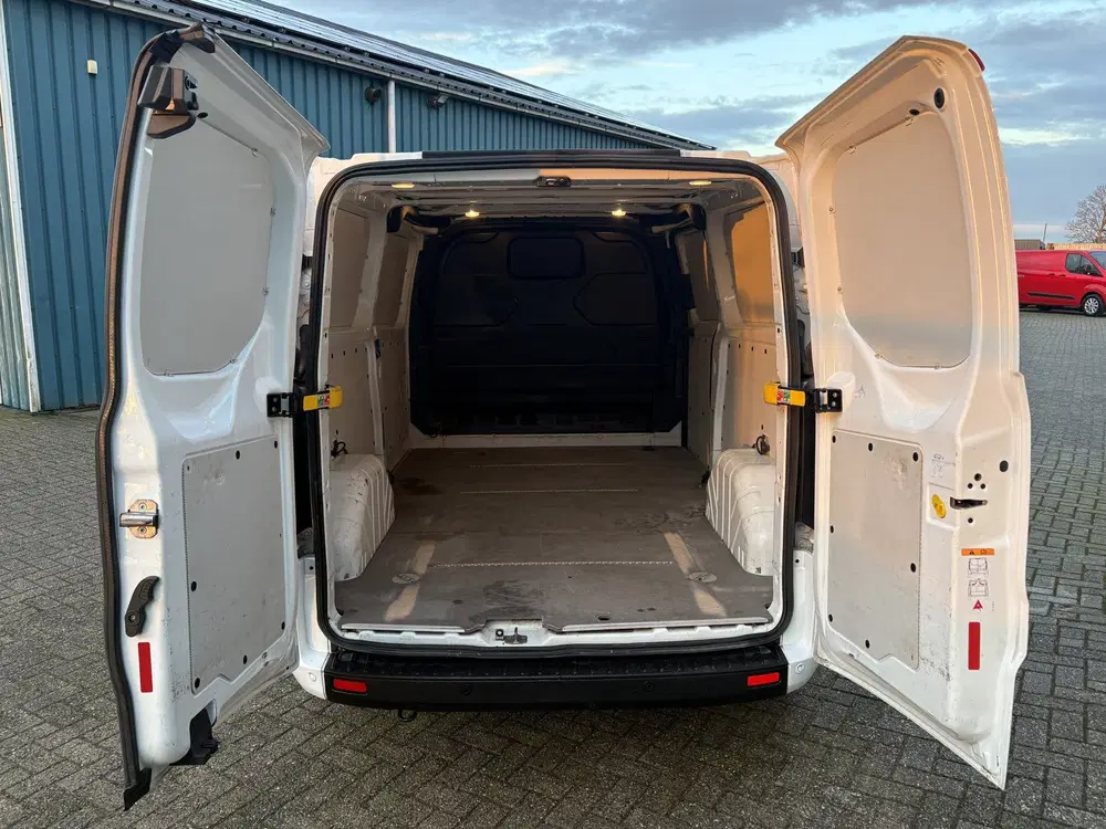 Ford Transit Custom 300 2.0 130Pk TDCI L2H1 Trend uit 2020, foto 8