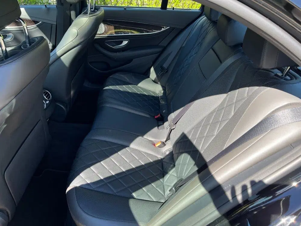 Mercedes-Benz E-Klasse E 400d 4-Matic uit 2019, foto 10