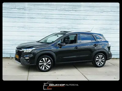 Suzuki S-Cross 1.4 Boosterjet Style Smart Hybrid Pano Lee uit 2022
