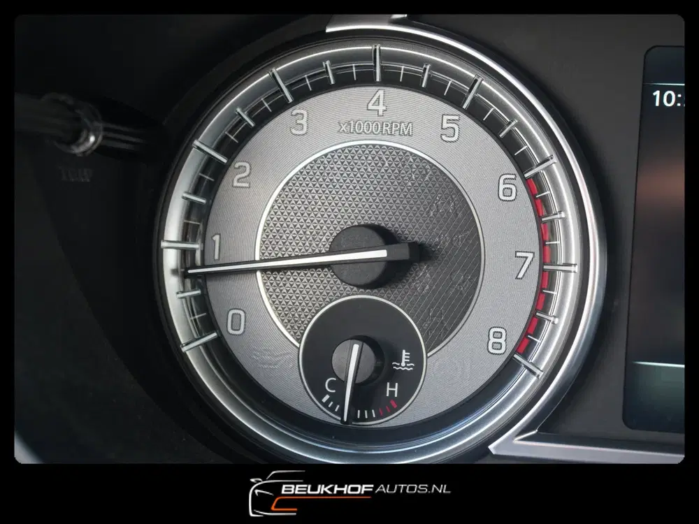 Suzuki S-Cross 1.4 Boosterjet Style Smart Hybrid Pano Lee uit 2022, foto 11
