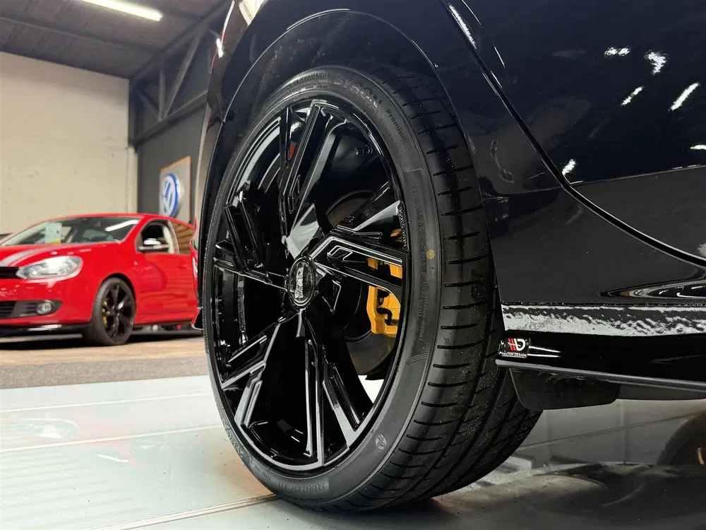 Volkswagen Golf 1.5 eTSI R-Line DSG uit 2021, foto 10