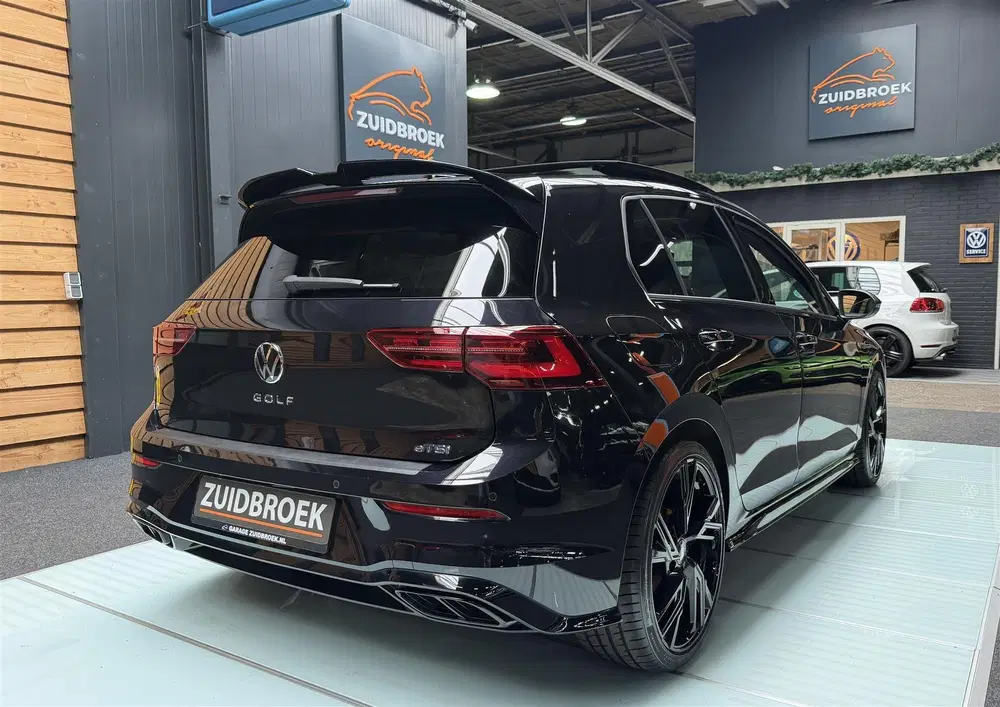 Volkswagen Golf 1.5 eTSI R-Line DSG uit 2021, foto 13