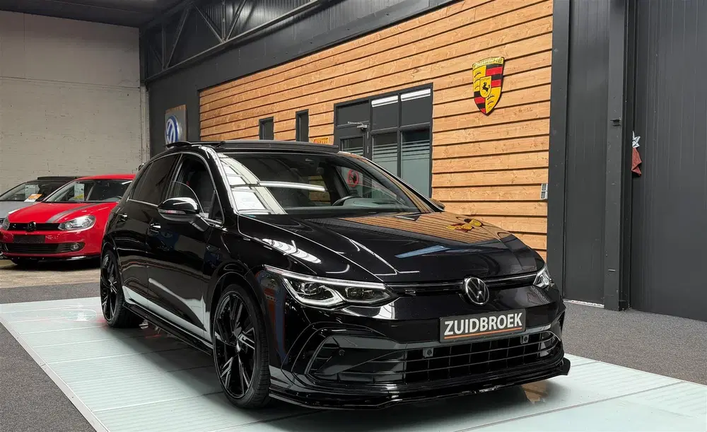 Volkswagen Golf 1.5 eTSI R-Line DSG uit 2021, foto 7