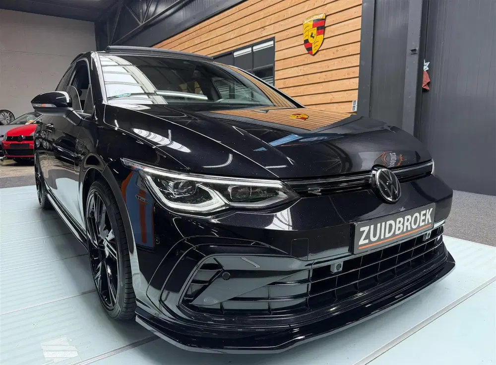 Volkswagen Golf 1.5 eTSI R-Line DSG uit 2021, foto 8