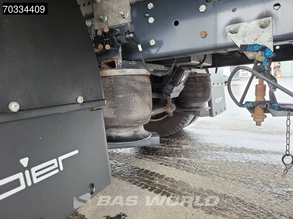 Iveco Daily 3.0L Automaat 1000KG Laadklep Luchtvering uit 2022, foto 11