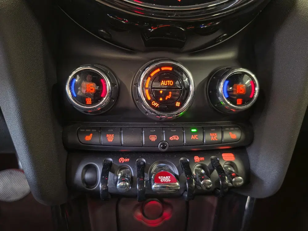 Mini One 1.5 One Business Edition uit 2022, foto 13