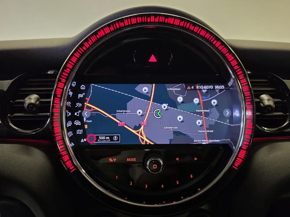 Mini One 1.5 One Business Edition uit 2022, foto 2