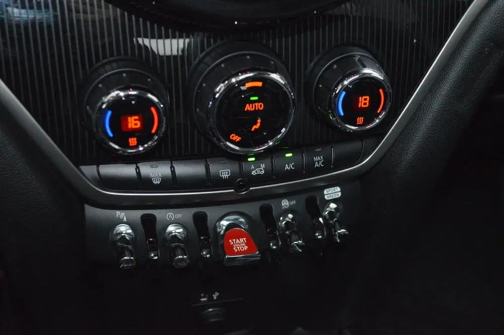 Mini Countryman 2.0 Cooper S ALL4 Aut. Led Leder Panorama uit 2020, foto 13