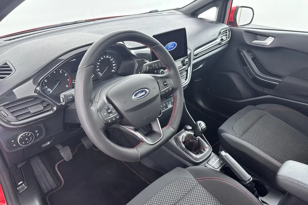 Ford Fiesta 1.0 EcoBoost Hybrid ST-Line Sportief karak uit 2021, foto 2