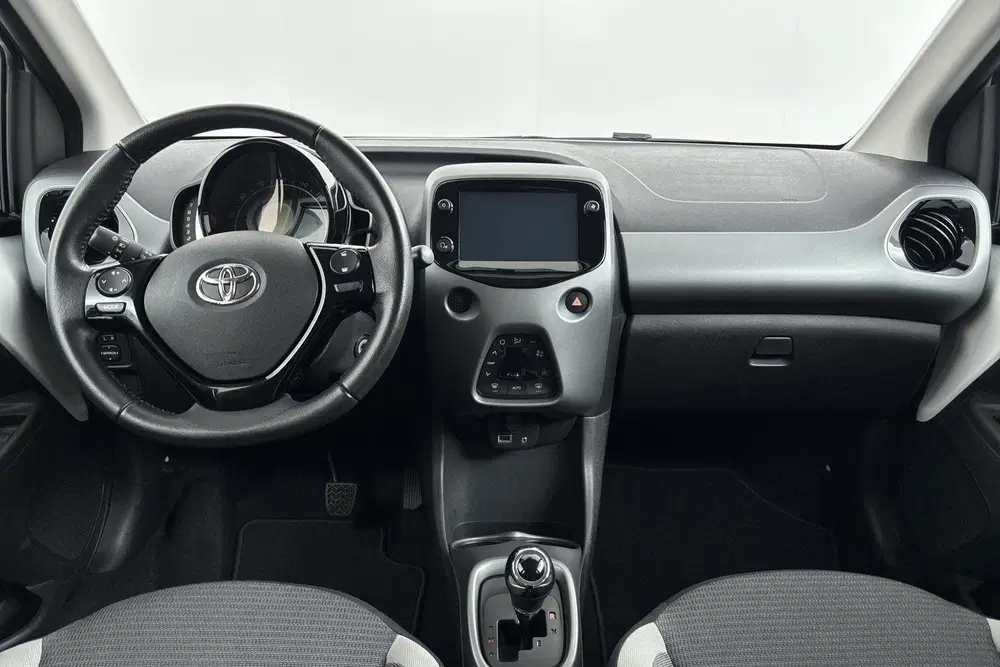 Toyota Aygo 1.0 VVT-i x-joy Compacte stadsauto die ove uit 2021, foto 2