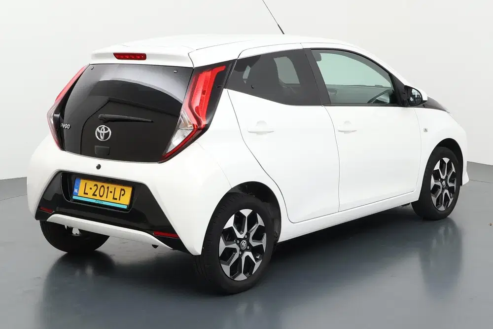 Toyota Aygo 1.0 VVT-i x-joy Compacte stadsauto die ove uit 2021, foto 6