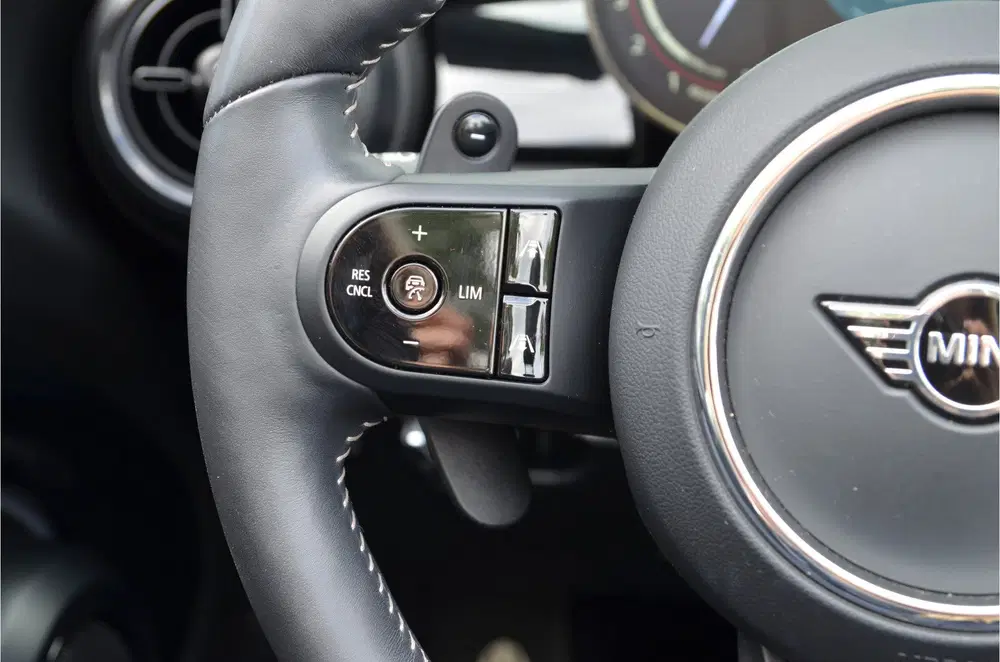 Mini Cabrio John Cooper Works Automaat uit 2023, foto 7