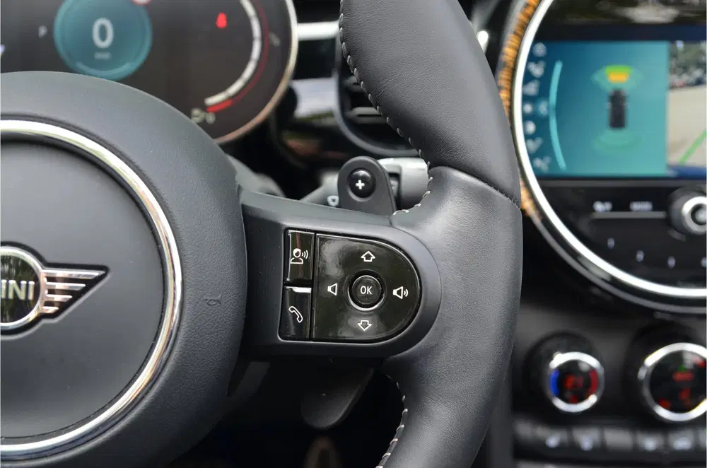 Mini Cabrio John Cooper Works Automaat uit 2023, foto 8