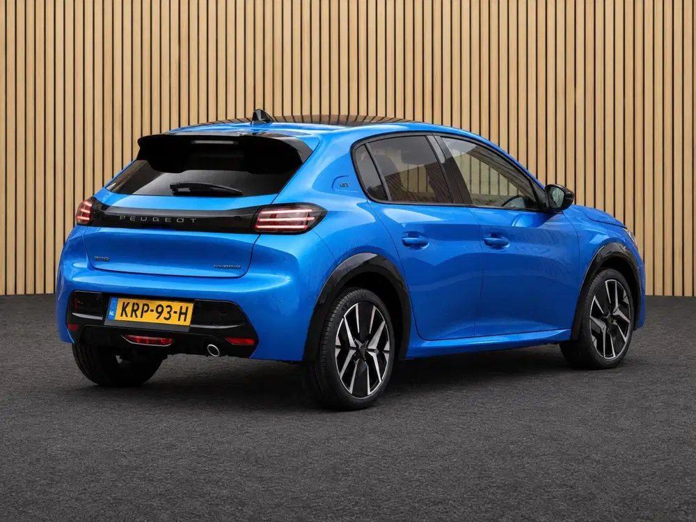 Peugeot 208 1.2 Hybrid 110 e-DCS6 GT VOORRAAD KORTING uit 2026, foto 5