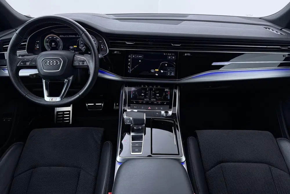 Audi Q8 55 TFSI e quattro Pro Line S uit 2021, foto 4
