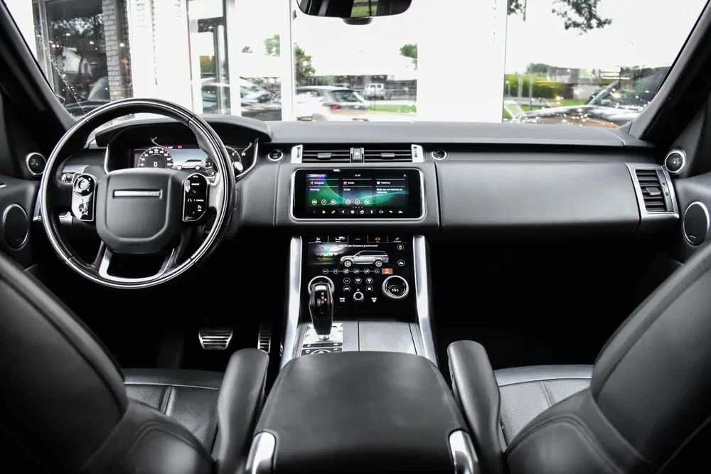 Land Rover Range Rover Sport 3.0 SDV6 HSE Dynamic Pano Zitkl uit 2020, foto 2
