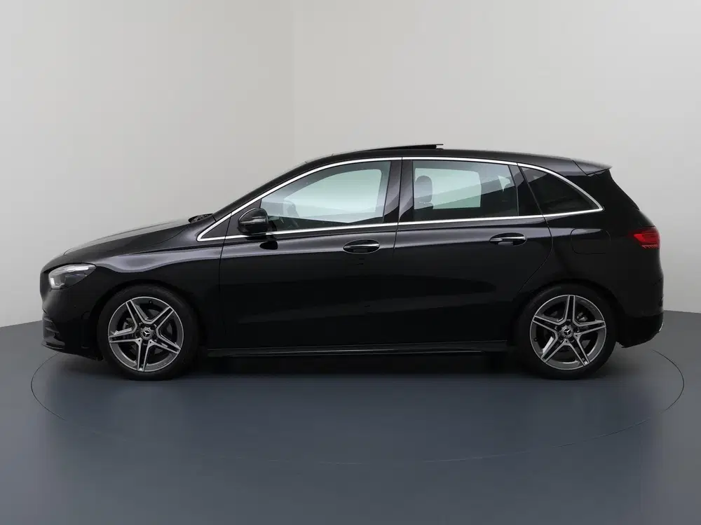 Mercedes-Benz B-Klasse 180 Star Edition AMG uit 2025, foto 5