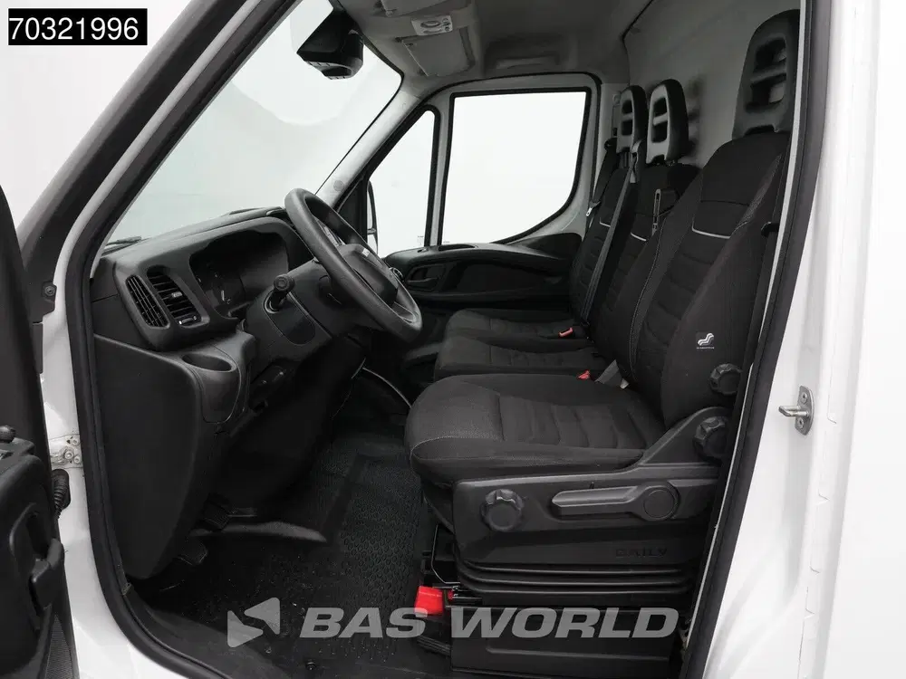 Iveco Daily L2H2 Airco Cruise 3 uit 2022, foto 12