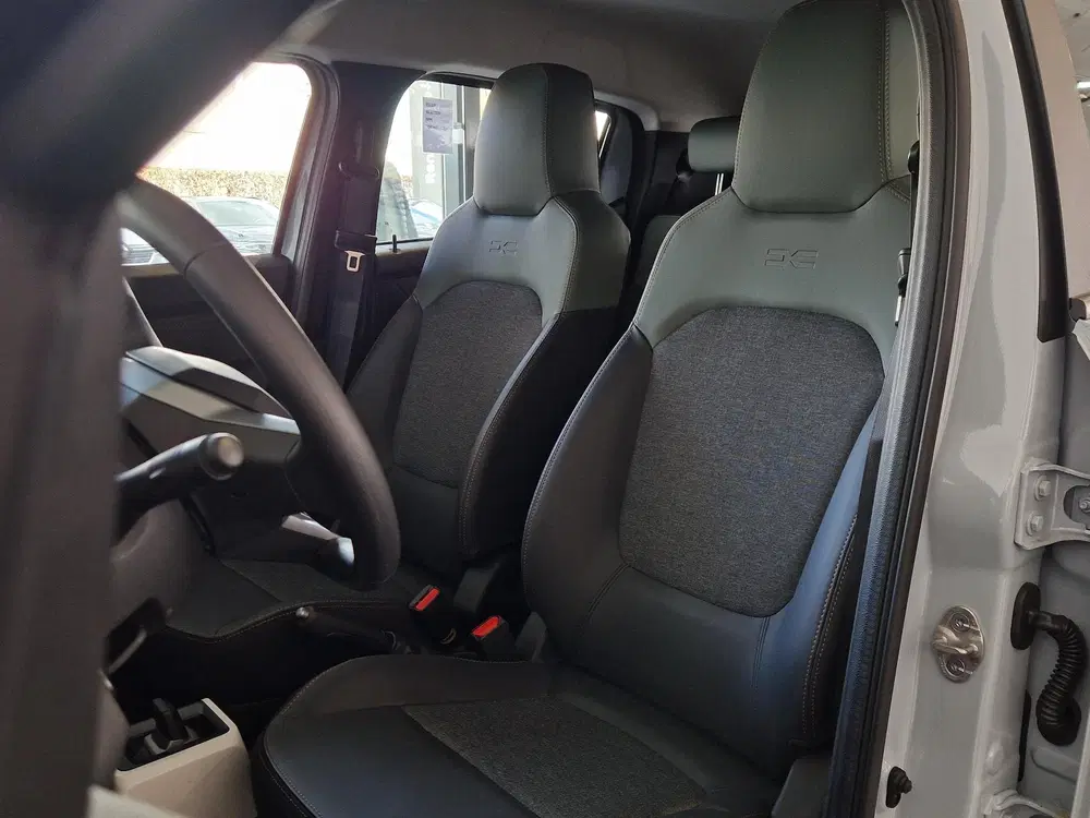 Dacia Spring Extreme 100 uit 2026, foto 14