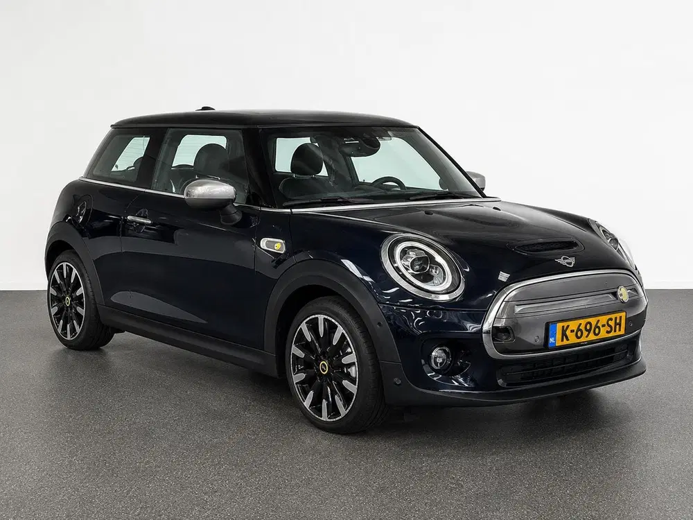 Mini Electric Charged 33 kWh SoH 97% Panoramadak Harman uit 2019, foto 3