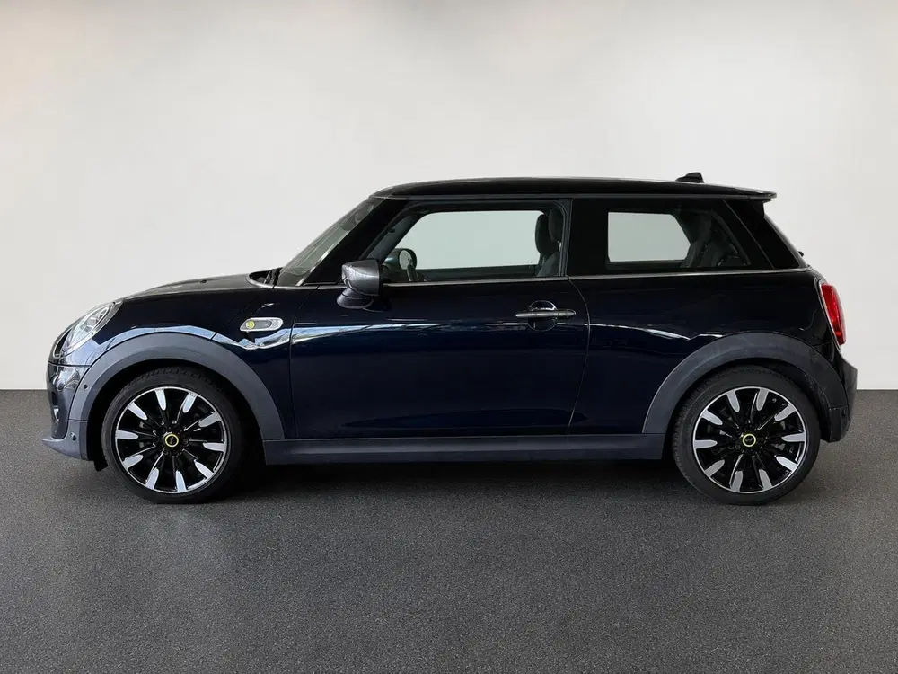 Mini Electric Charged 33 kWh SoH 97% Panoramadak Harman uit 2019, foto 4