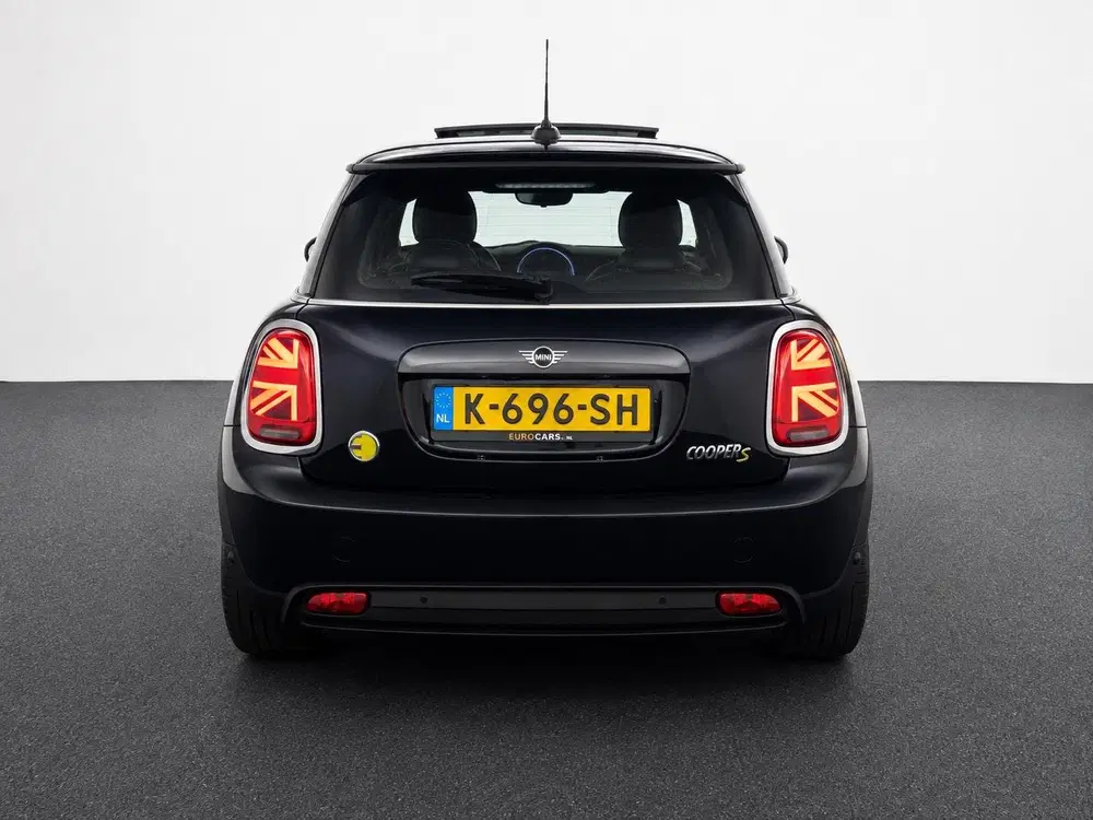 Mini Electric Charged 33 kWh SoH 97% Panoramadak Harman uit 2019, foto 7