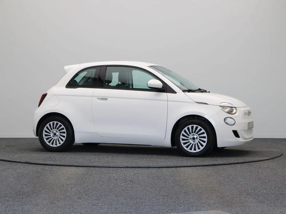 Fiat 500e Icon 42 kWh uit 2023, foto 12