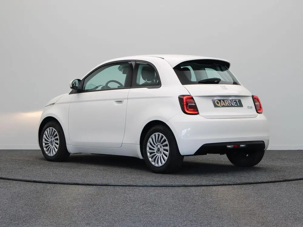 Fiat 500e Icon 42 kWh uit 2023, foto 2