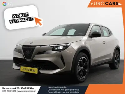 Alfa Romeo Junior Elettrica Automaat 156PK Adaptieve Cruise uit 2025