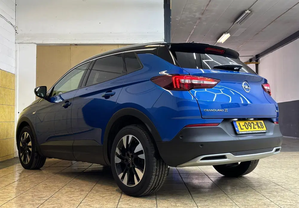 Opel Grandland 1.2 Turbo Ultimate uit 2020, foto 2