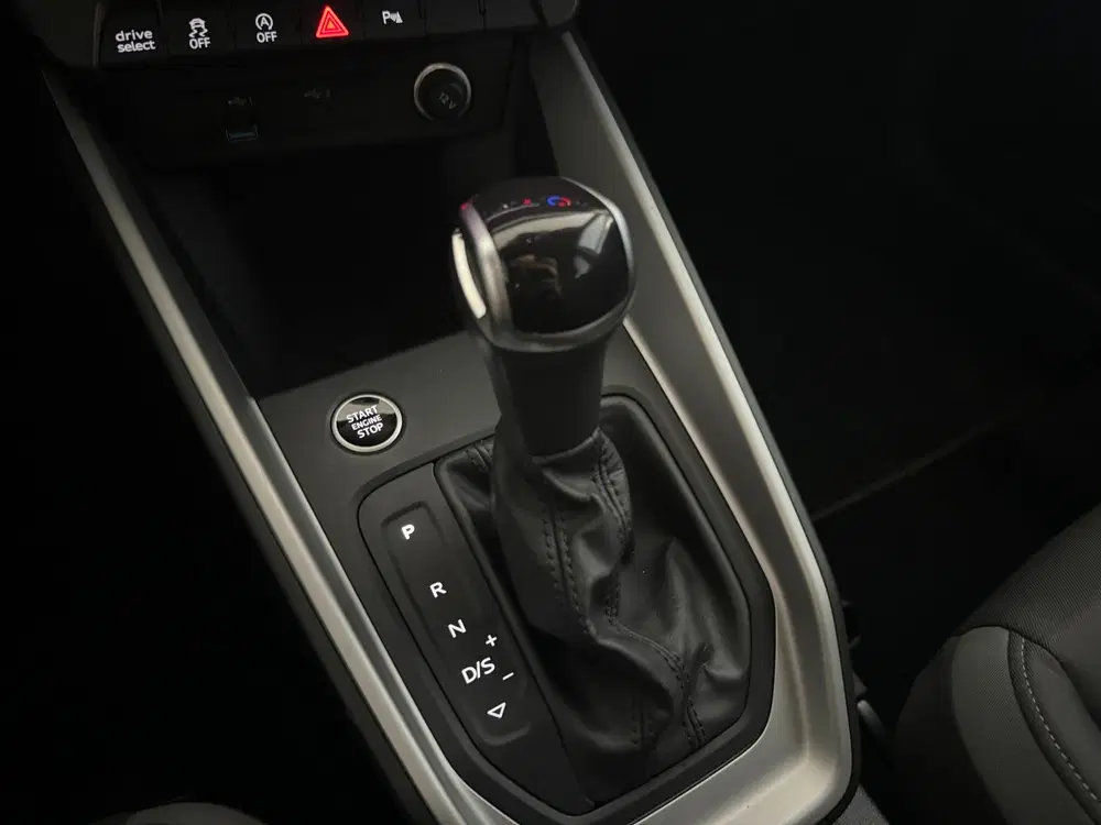 Audi A1 40 TFSI S Line Keyless uit 2022, foto 15