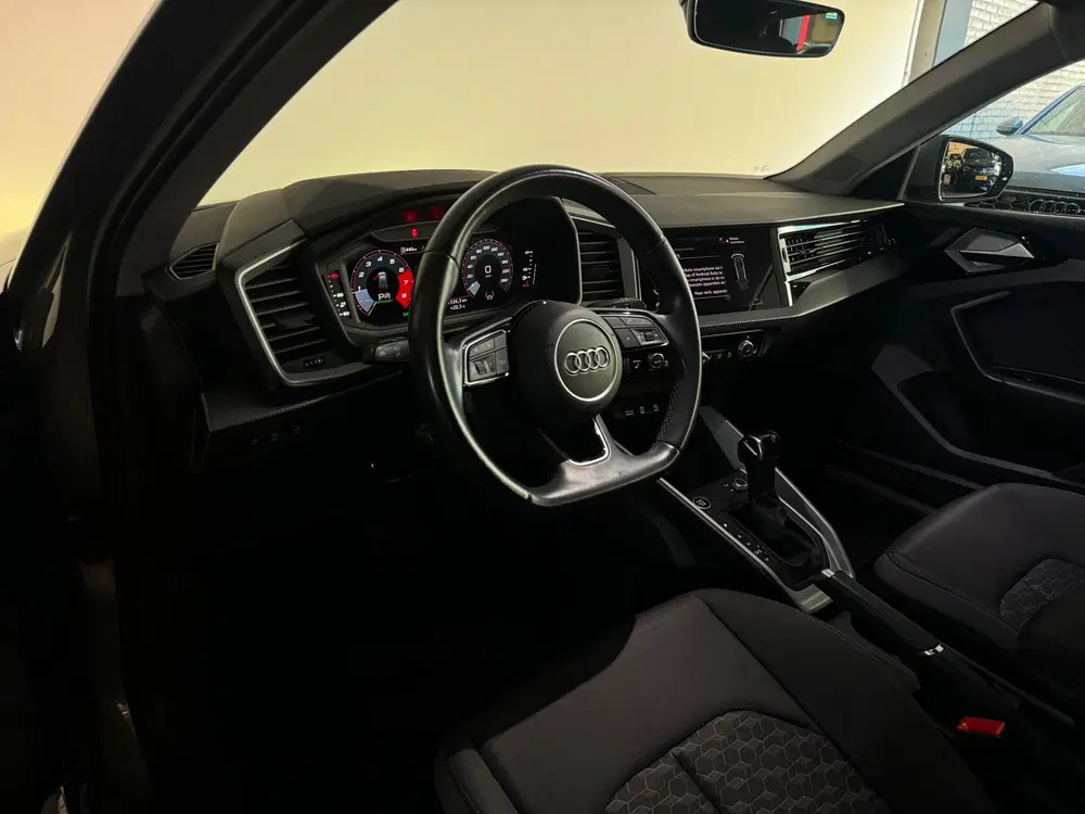 Audi A1 40 TFSI S Line Keyless uit 2022, foto 9