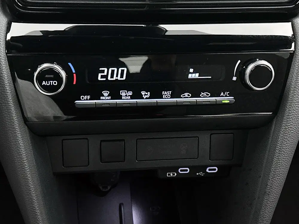 Toyota Yaris Cross 1.5 Hybrid 115 Dynamic uit 2025, foto 10