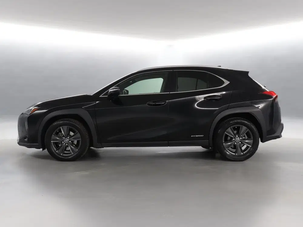 Lexus UX 250h First Edition uit 2019, foto 3
