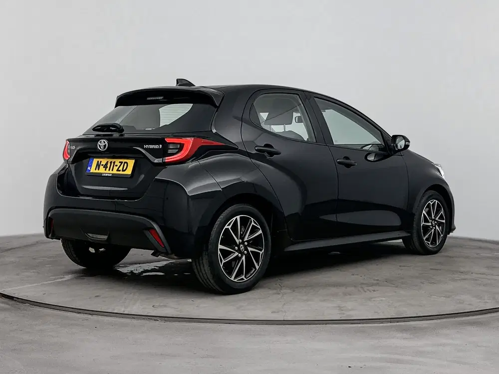 Toyota Yaris 1.5 Hybrid TeamNL uit 2022, foto 2