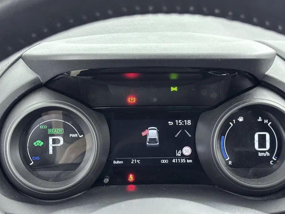 Toyota Yaris 1.5 Hybrid TeamNL uit 2022, foto 5