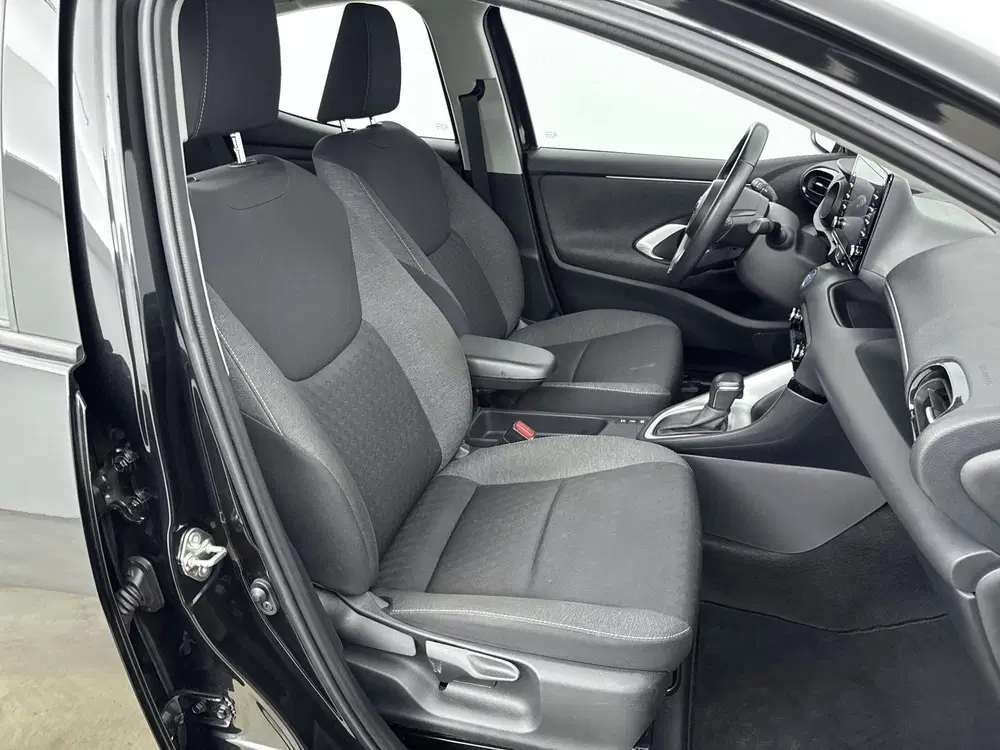 Toyota Yaris 1.5 Hybrid TeamNL uit 2022, foto 6