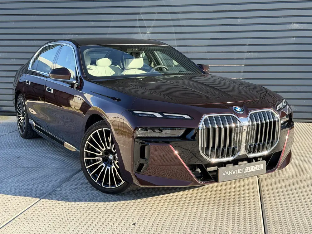 BMW 7-serie 7 Serie 750e xDrive uit 2025, foto 3