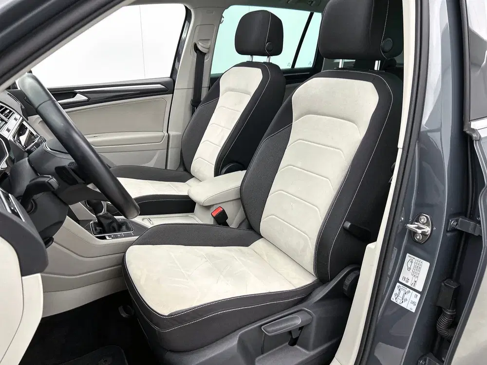 Volkswagen Tiguan 1.4 TSI eHybrid Elegance uit 2021, foto 5