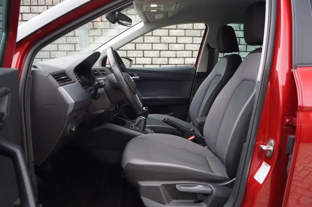 SEAT Arona 1.0 TSI Style Business Intense Plus Navi C uit 2021, foto 4