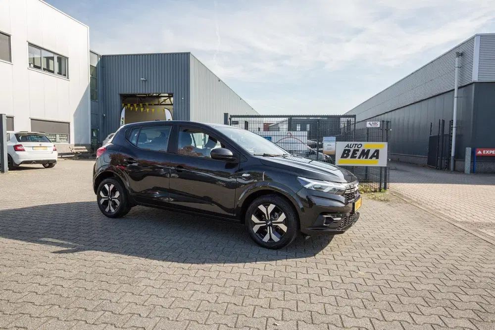 Dacia Sandero 1.0 TCe 90 Journey uit 2025, foto 12
