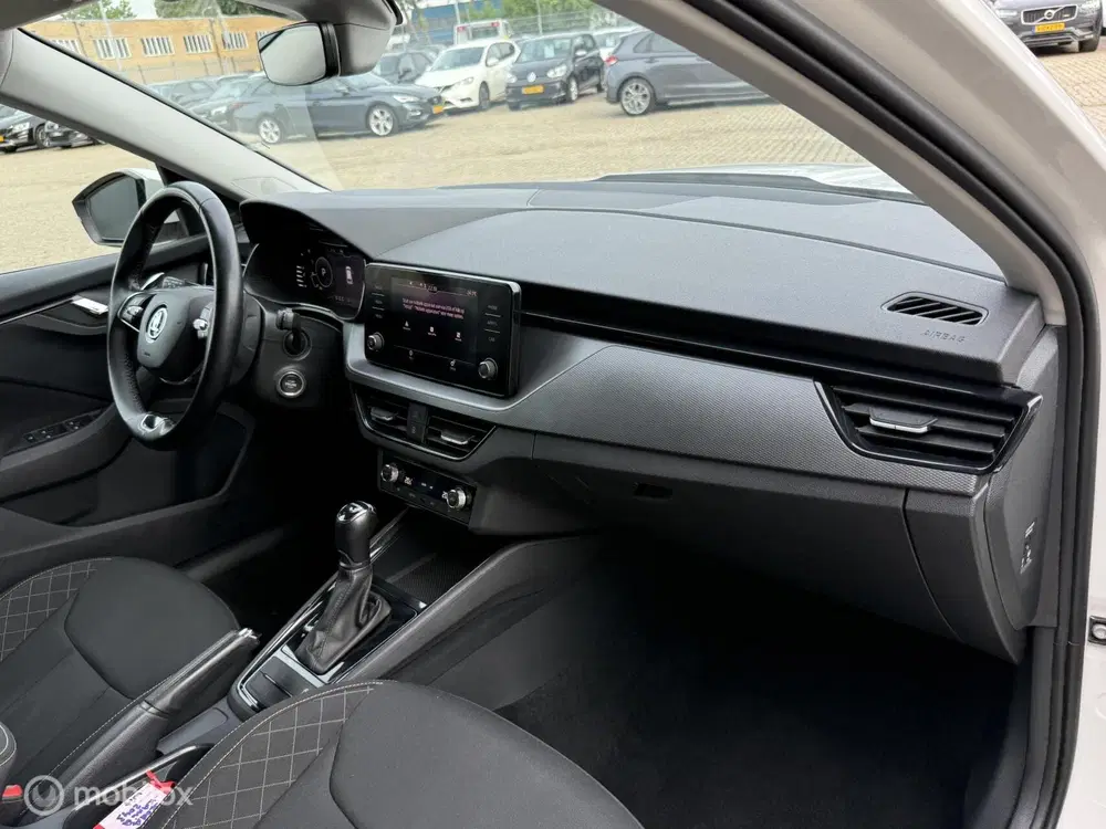 Skoda Kamiq 1.0 TSI Ambition AUTOMAAT uit 2021, foto 13