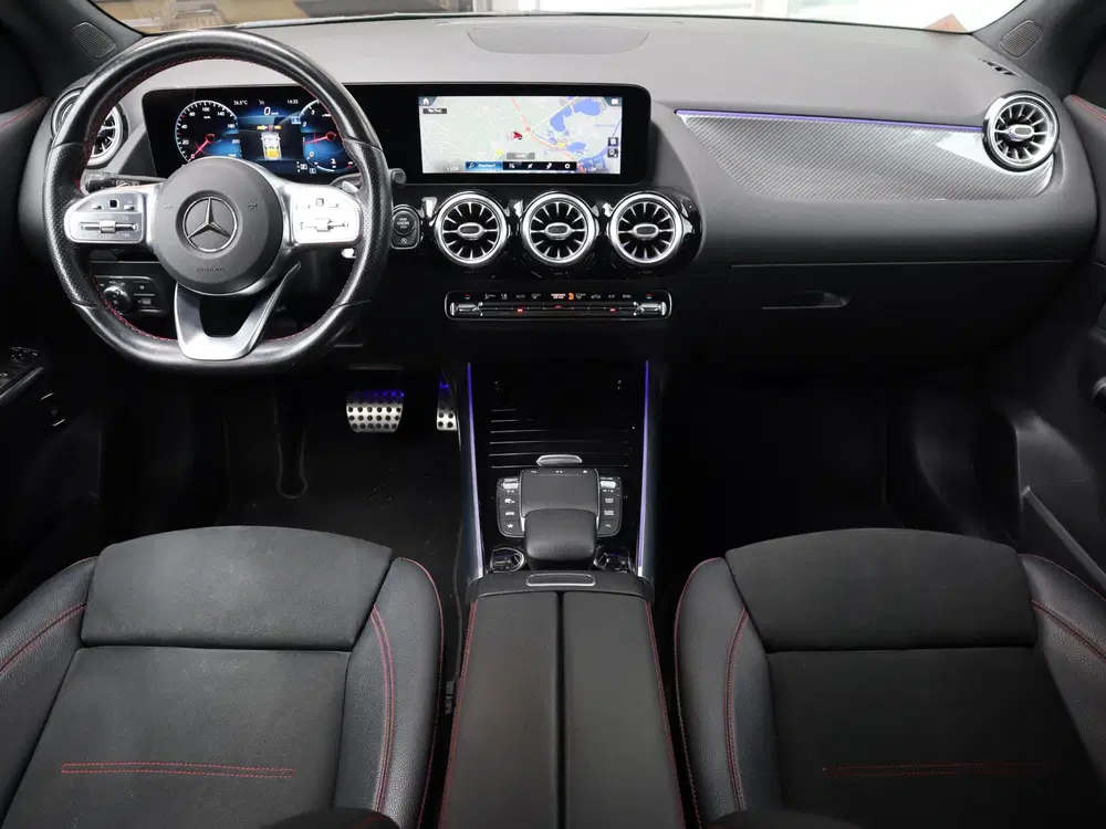 Mercedes-Benz GLA 200 Business Solution AMG l Trekhaa uit 2020, foto 15