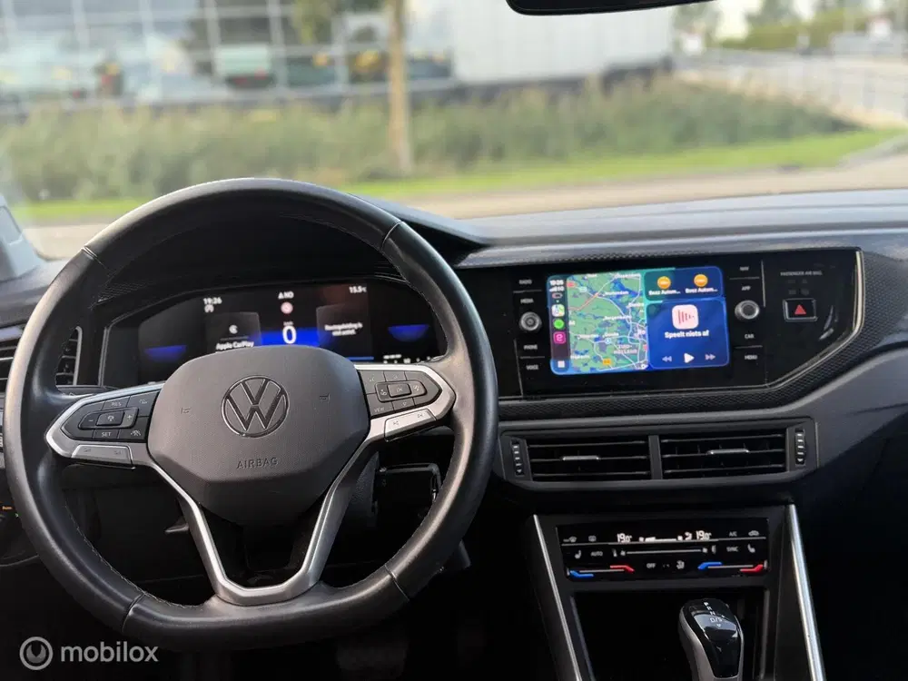 Volkswagen Taigo 1.0 TSI DSG ACC CAMERA LANE CARPLAY LED uit 2023, foto 4