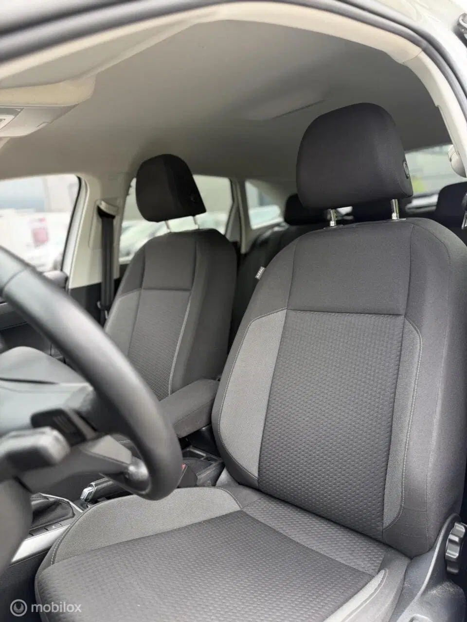 Volkswagen Taigo 1.0 TSI DSG ACC CAMERA LANE CARPLAY LED uit 2023, foto 5
