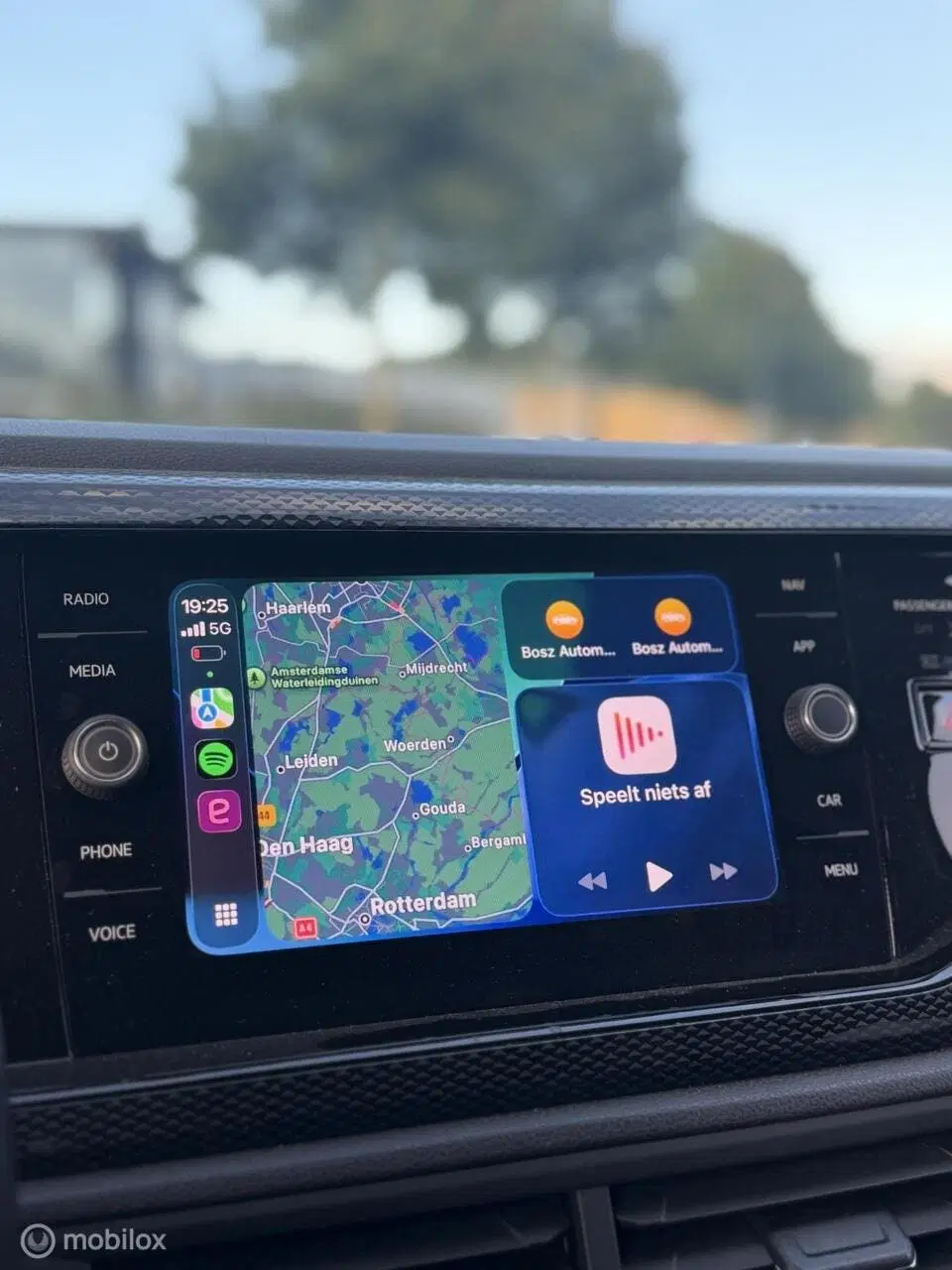 Volkswagen Taigo 1.0 TSI DSG ACC CAMERA LANE CARPLAY LED uit 2023, foto 6