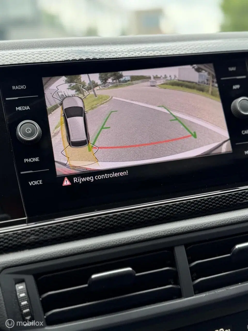 Volkswagen Taigo 1.0 TSI DSG ACC CAMERA LANE CARPLAY LED uit 2023, foto 7