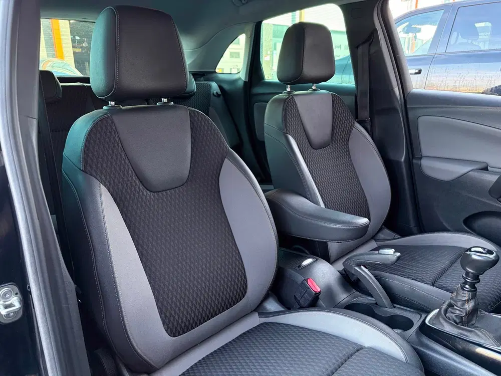 Opel Crossland 1.2 Turbo Innovation uit 2019, foto 11